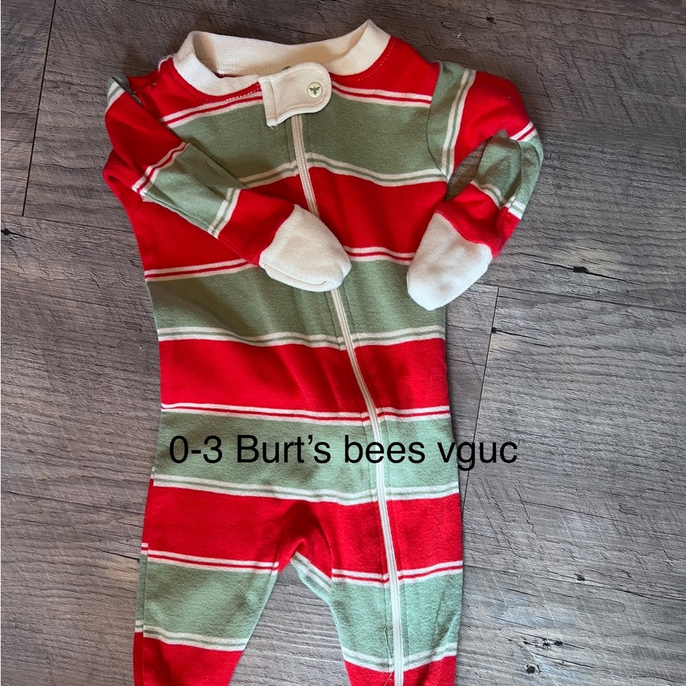 Burt’s these Christmas sleeper 0 to 3 month